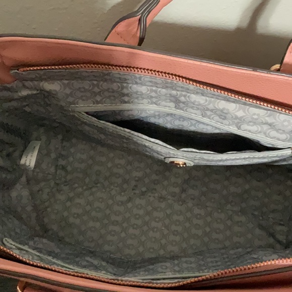 **SOLD**Charming Charlie Dusty Pink Purse with matching Wallet - Picture 3 of 7